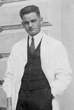 Josef Souček – holič